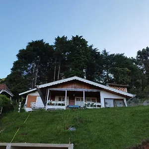 Casa de Férias Chateau Capivari - 